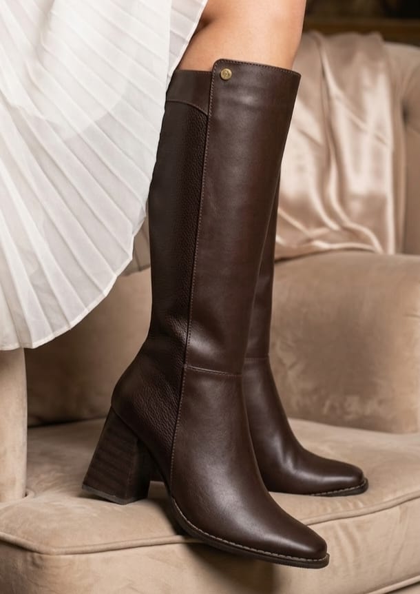BOTAS  FASION 71/2 CS 608 71/2 CUERO CAFE