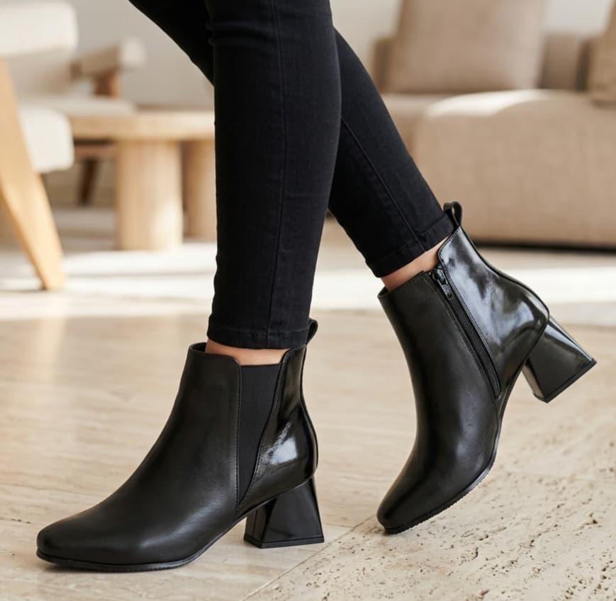 BOTINES EXCLUSIVOS 51/2 5B 244 51/2 CUERO NEGRO CHAROL