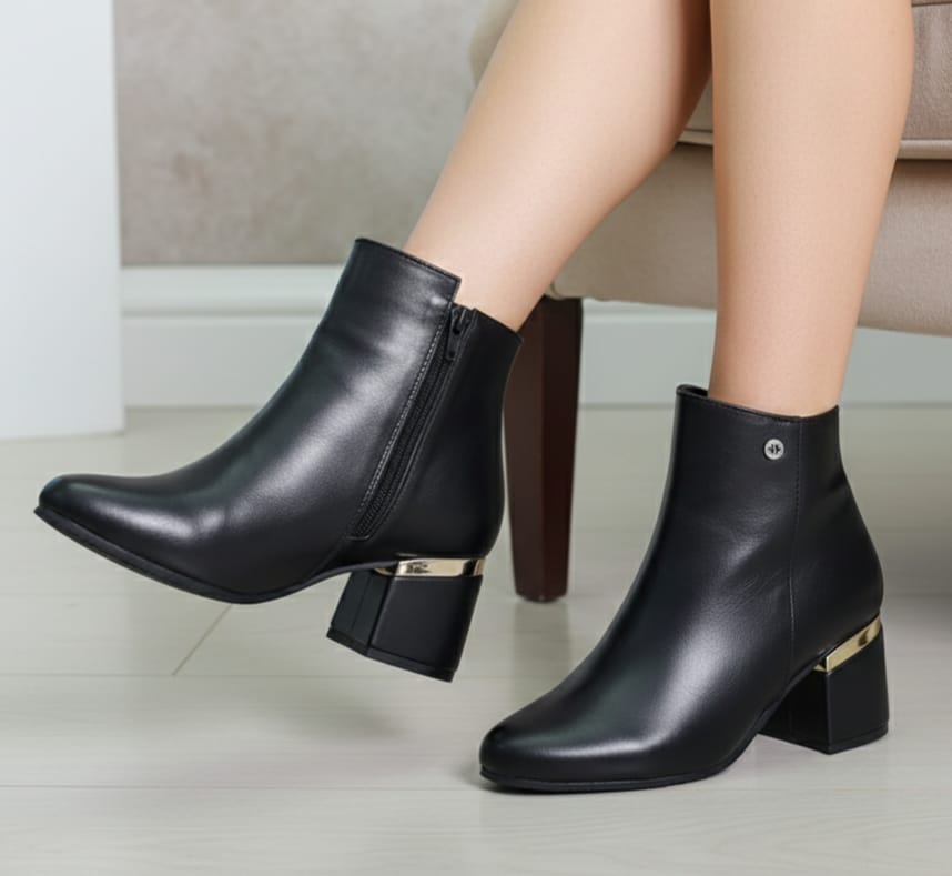 BOTINES EXCLUSIVOS 51/2 P 238 51/2 CUERO NEGRO